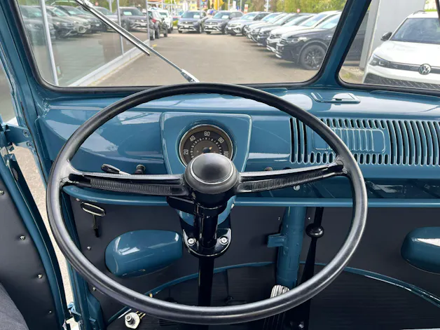 VW VW 26-Pick UP