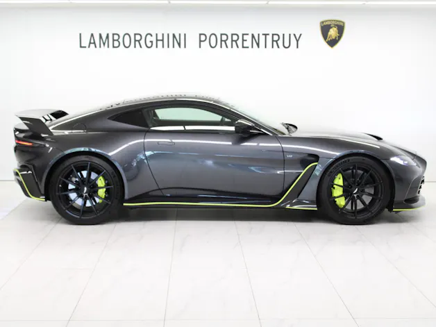 Aston Martin V12 Vantage