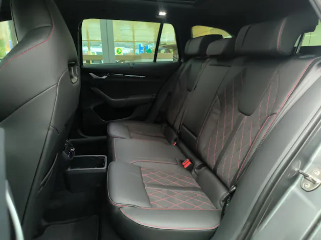 Škoda Octavia Combi 2.0 TSI DSG RS