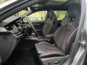 Škoda Octavia Combi 2.0 TSI DSG RS