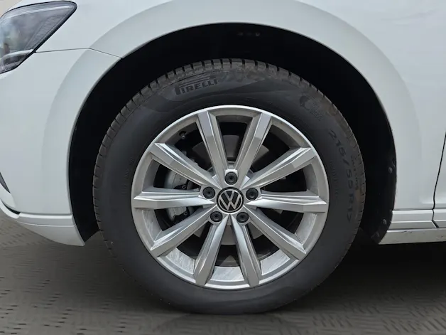 VW Passat 2.0 TDI BMT Business DSG