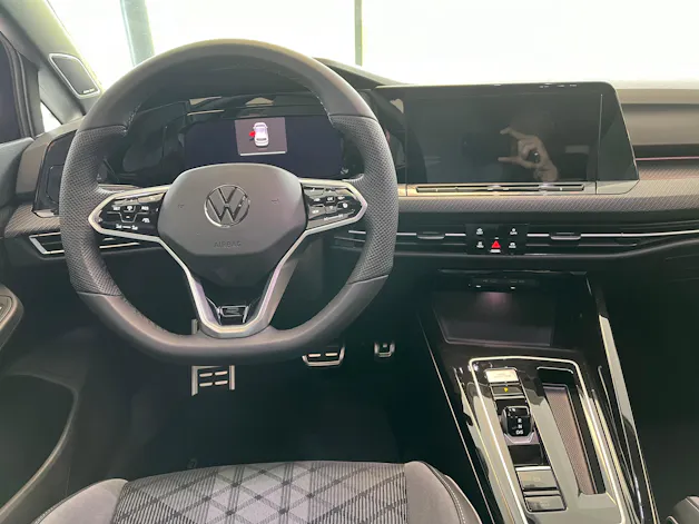 VW Golf 2.0 TSI R-Line DSG 4 Motion