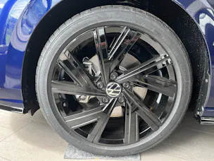 VW Golf 2.0 TSI R-Line DSG 4 Motion