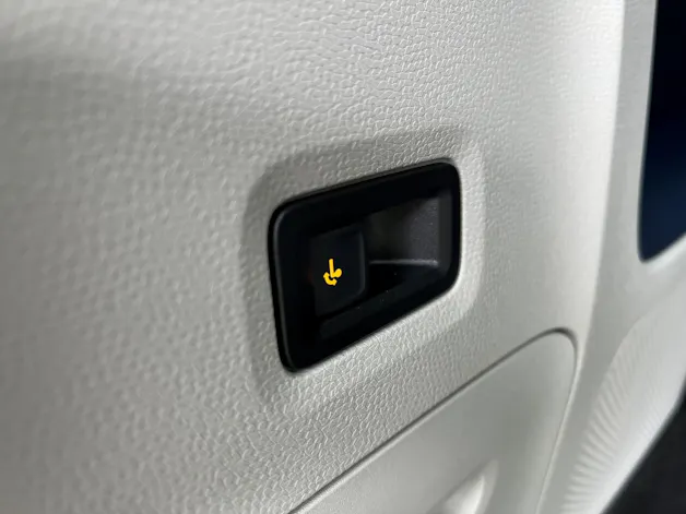 VW ID.Buzz Pro