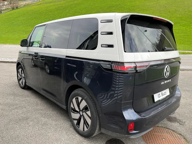 VW ID.Buzz Pro