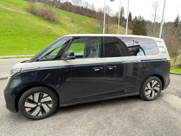 VW ID.Buzz Pro