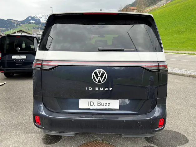 VW ID.Buzz Pro
