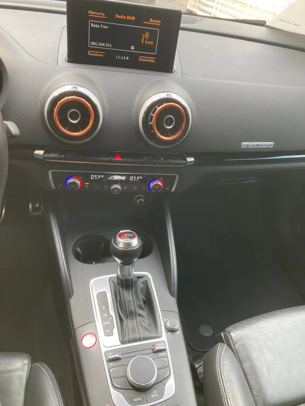Audi RS3 2.5 TSI quattro S-tronic