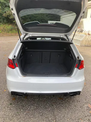 Audi RS3 2.5 TSI quattro S-tronic