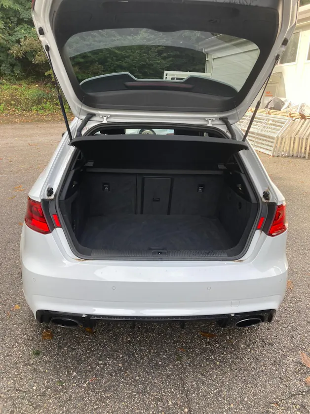 Audi RS3 2.5 TSI quattro S-tronic