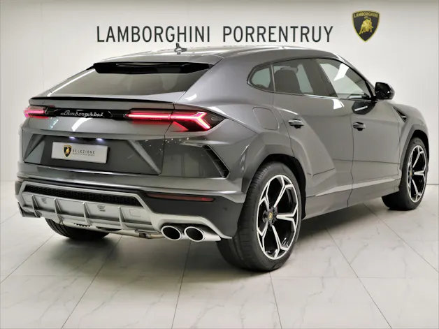 Lamborghini Urus E-Gear