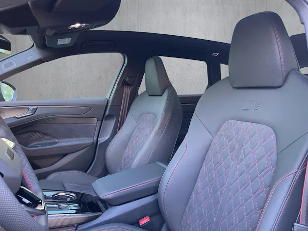 Audi A6 Avant TFSI quattro 270 kW S tronic
