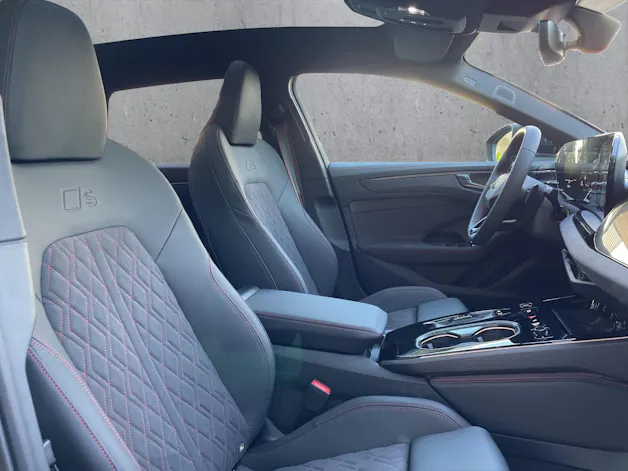 Audi A6 Avant TFSI quattro 270 kW S tronic