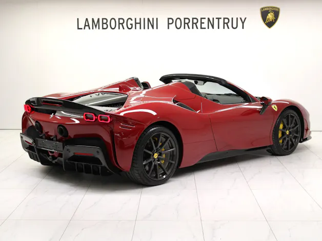 Ferrari SF90 Spider
