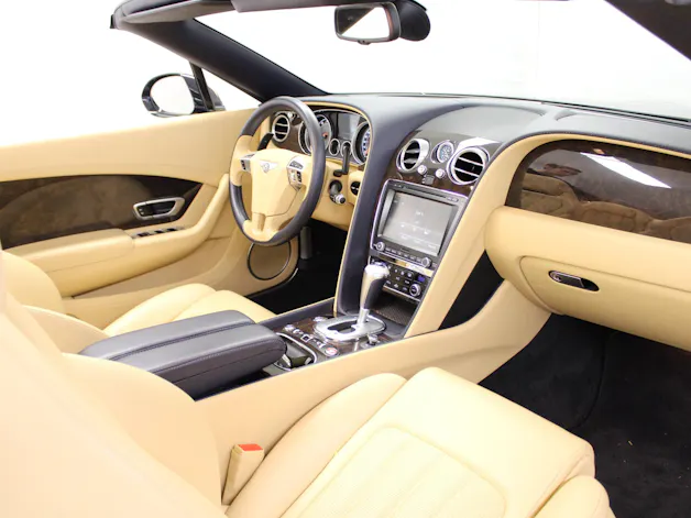 Bentley Continental GTC 6.0 W12