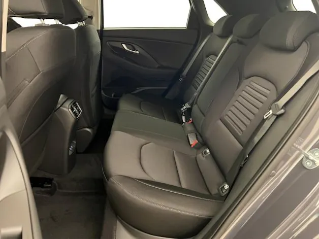Hyundai i30 1.5 T-GDi Amplia