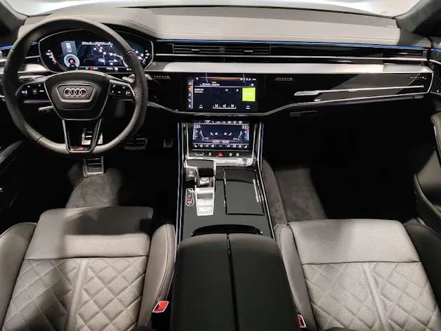 Audi A8 60 TFSI e quattro tiptronic