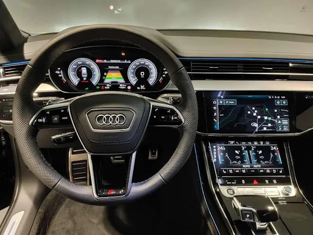 Audi A8 60 TFSI e quattro tiptronic