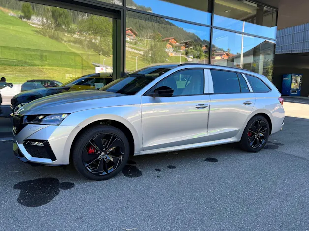 Škoda Octavia Combi 2.0 TDI DSG RS 4x4