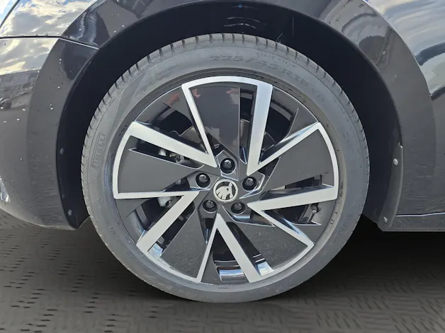 Škoda Octavia Combi 2.0 TDI DSG Selection