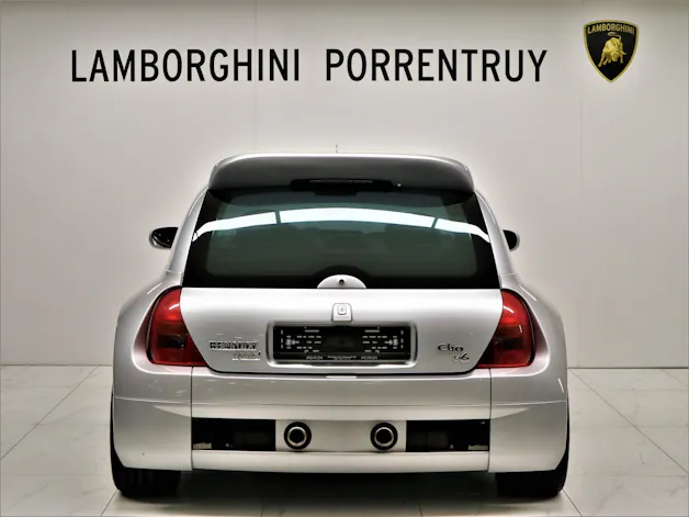 Renault Clio 3.0 V6