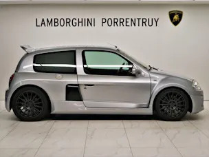 Renault Clio 3.0 V6