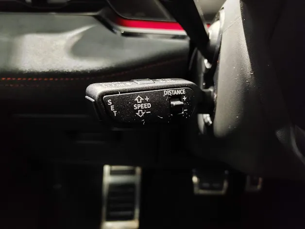 Audi S6 Avant e-tron quattro