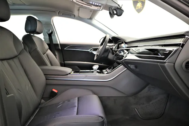 Audi A8 60 L TFSI e quattro tiptronic