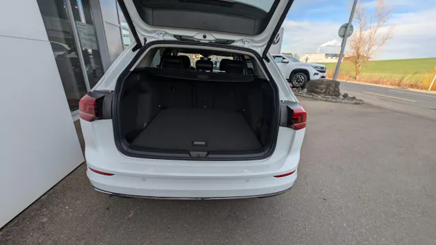 VW Golf Variant 1.5 eTSI mHEV Style