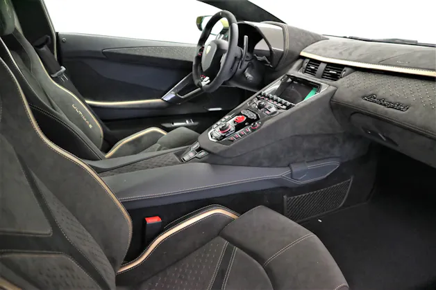 Lamborghini Aventador LP780-4 Coupé E-Gear Ultimae