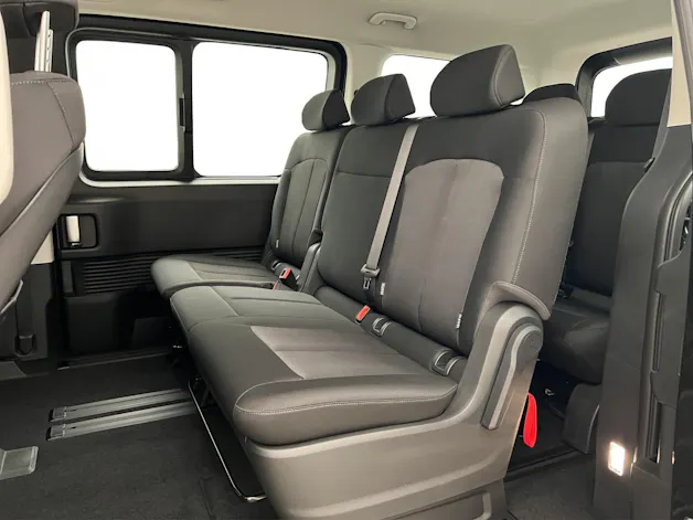 Hyundai Staria Wagon 1.6 GDi HEV Amplia