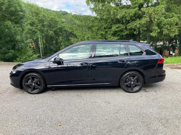VW Golf Variant 1.0 TSI Life