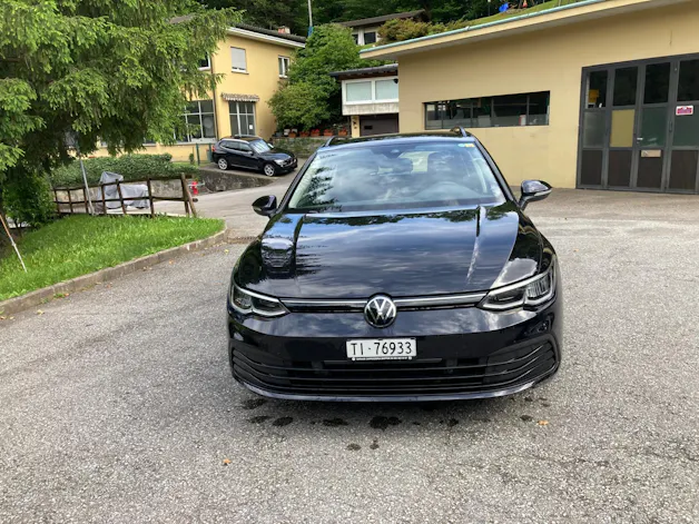VW Golf Variant 1.0 TSI Life