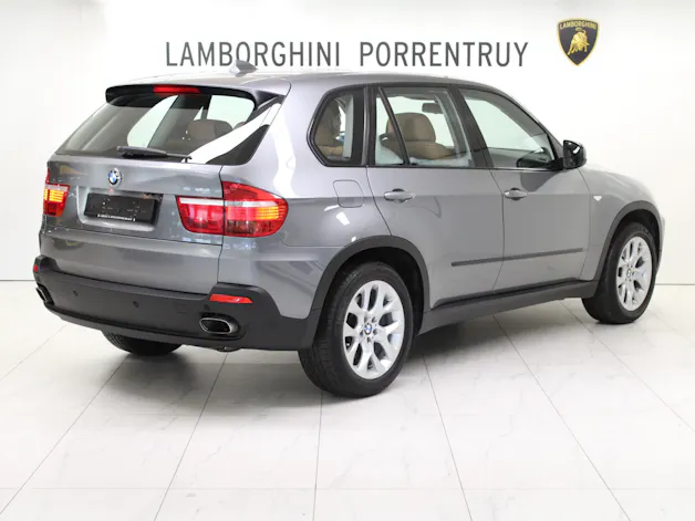 BMW X5 xDrive 48i (4.8i) Steptronic