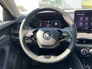 Škoda Superb Combi 2.0 TDi Selection 4x4 DSG