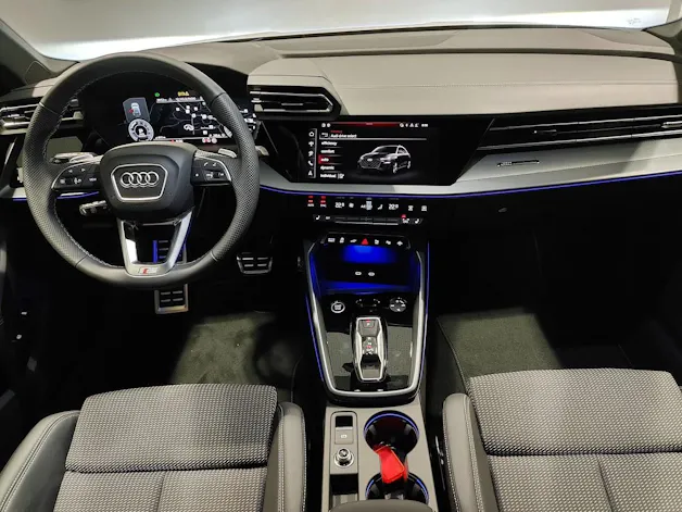 Audi A3 Sportback 45 TFSI e S line Attraction S-tronic