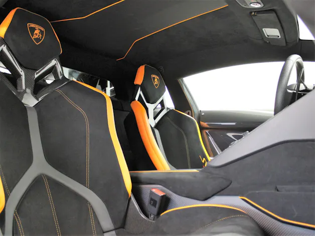 Lamborghini Aventador LP770-4 SVJ Superveloce Coupé E-Gear