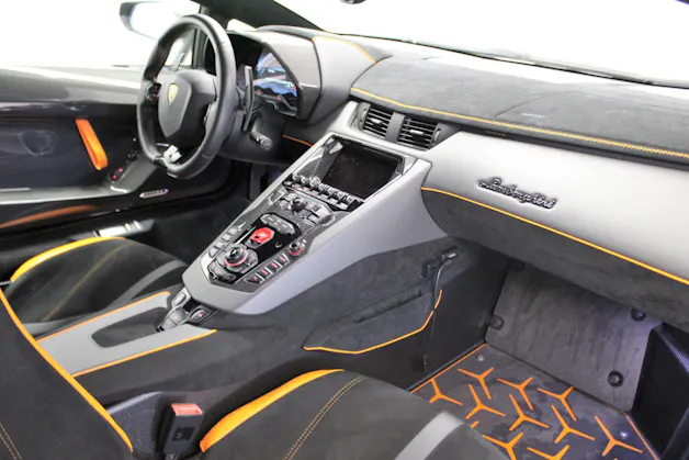 Lamborghini Aventador LP770-4 SVJ Superveloce Coupé E-Gear