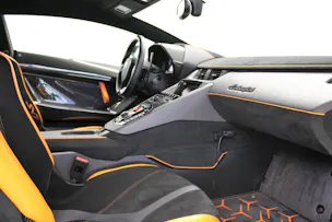 Lamborghini Aventador LP770-4 SVJ Superveloce Coupé E-Gear