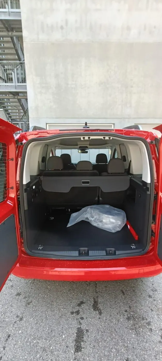 VW Caddy 2.0 TDI Liberty DSG