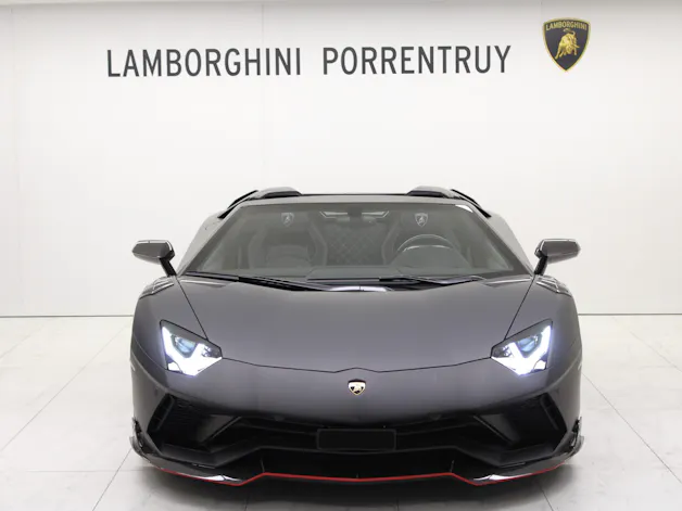 Lamborghini Aventador S LP740-4 Roadster E-Gear