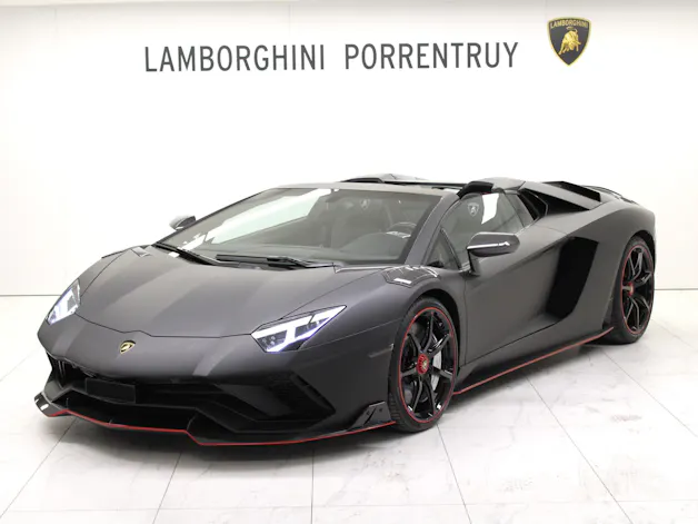 Lamborghini Aventador S LP740-4 Roadster E-Gear
