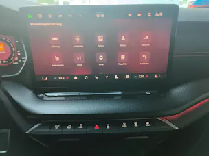 Škoda Octavia Combi 2.0 TSI DSG RS