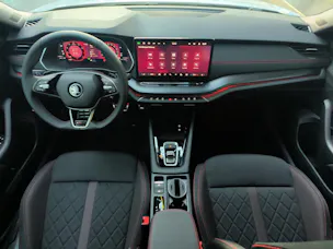 Škoda Octavia Combi 2.0 TSI DSG RS