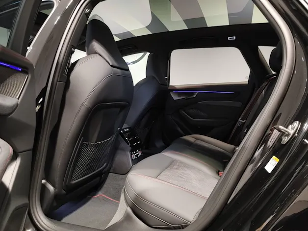 Audi A6 Avant TFSI quattro 270 kW S tronic