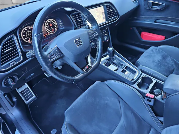SEAT Leon ST 2.0 TSI Cupra 300 4 Drive DSG