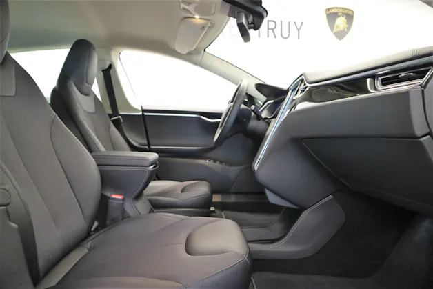 Tesla Model S 70 D