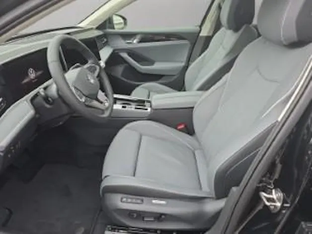 VW Passat Variant 2.0 TDI evo Elegance DSG