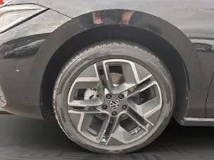 VW Passat Variant 2.0 TDI evo Elegance DSG