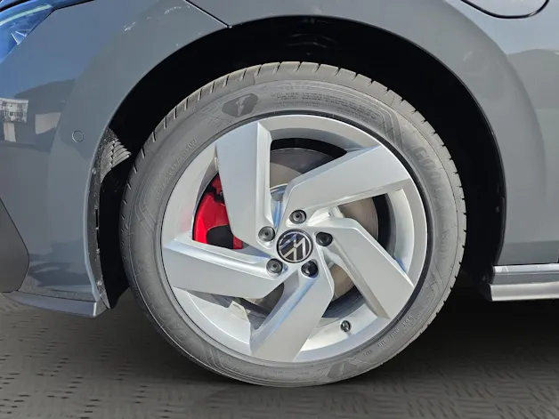 VW Golf 1.5 TSI PHEV GTE